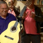 La Asociación Vecinal San Gabriel sortea una guitarra como cierre de la campaña navideña