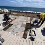 A buen ritmo las obras conexión de la plaza del dique sur del Burrero con el nuevo sendero marítimo