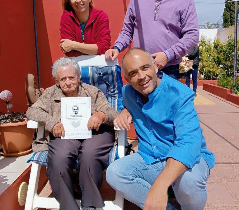 Nace la “Escuela Verseadora Clotilde Cruz Peña” al amparo de la Fundación Canaria Ochosílabas y Yeray Rodríguez