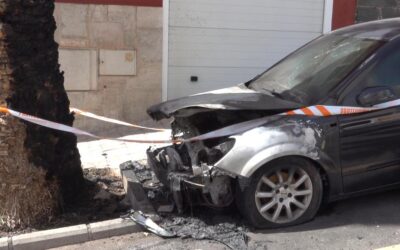 Se incendia el vehículo de la ex alcaldesa y concejala Ana Hernández