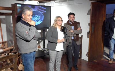La muestra ‘Los hilos del ayer’ se exhibe en la Fundación Nanino para recuperar el valor de los centenarios telares