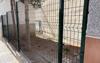 Atendida una demanda vecinal para acabar con los vertidos en un solar de Barrio Nuevo