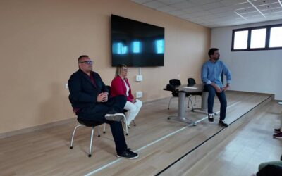 La vivienda centra el encuentro entre el Ayuntamiento de Ingenio y Cuesta Caballero