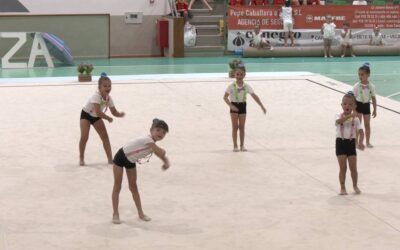 El Club de Gimnasia Rítmica Arotza ofrece su Festival de Verano con todas las gimnastas