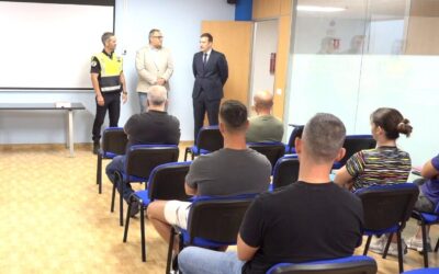 Formación especializada para combatir los delitos económicos reúne a agentes locales en la Villa de Ingenio