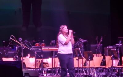 Cris Giannattasio ofreció un espectáculo musical y audiovisual con motivo de Ingeniarte
