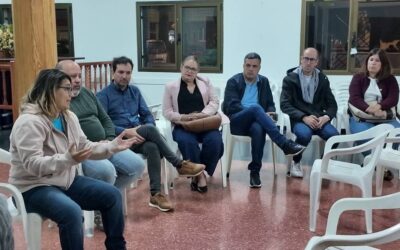 El grupo de gobierno presenta a la vecindad de El Burrero dos bolsas de suelo municipales