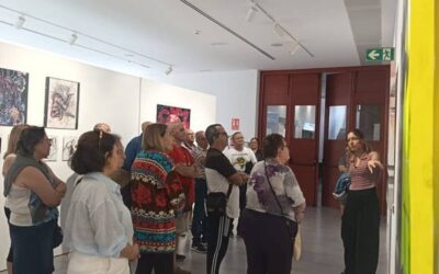 Personas usuarias del Centro de Día para Mayores comparten reflexiones y emociones junto a la artista Irene Hidalgo