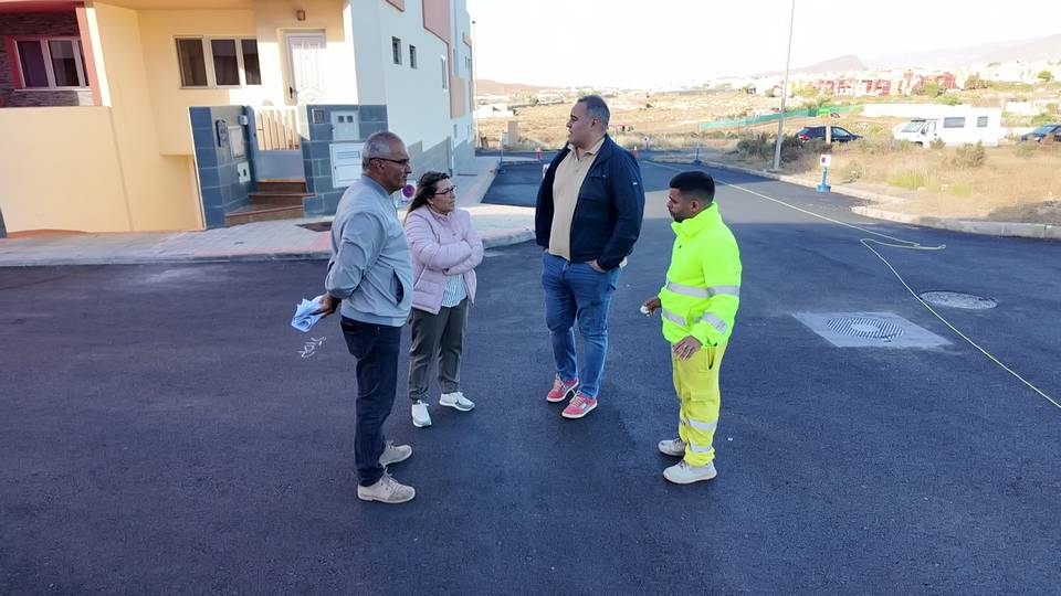 La urbanización de parcelas en La Montañeta avanza con la culminación de su primera fase