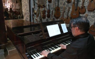 Un piano histórico vuelve a sonar tras más de un siglo de silencio