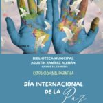 La Biblioteca de El Carrizal reúne más de 40 títulos para reivindicar la paz y la solidaridad