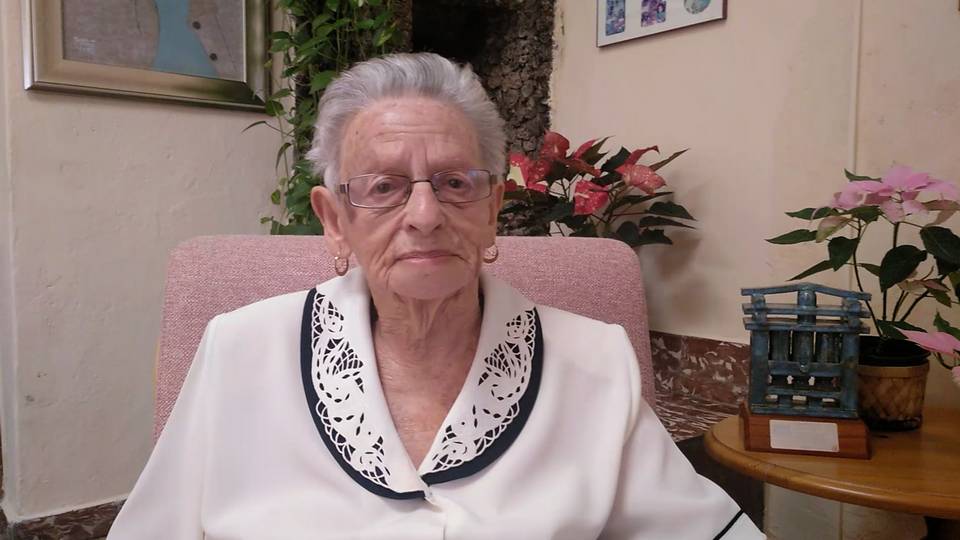 Ingenio despide a la poeta Clotilde Cruz Peña