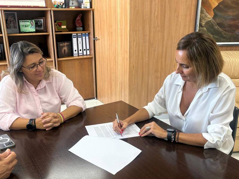 Formalizado el convenio de colaboración con la Escuela de Familia de San Juan de Dios