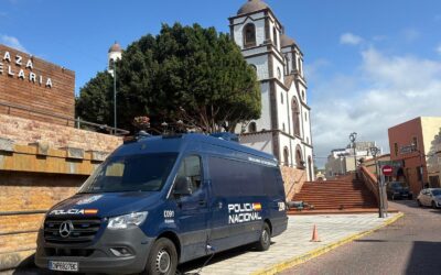 Citas de octubre abiertas para tramitar el DNI y el pasaporte en la unidad móvil de la Policía Nacional