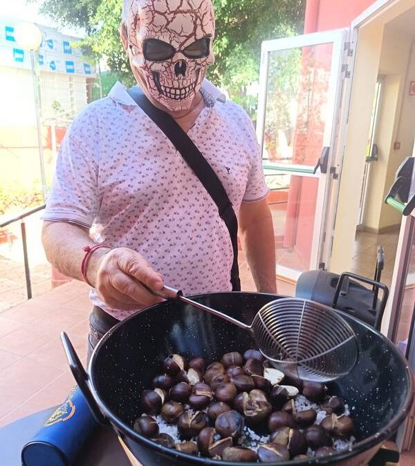 🍂 ¡Castañaween! Las personas mayores de Ingenio celebran Los Finaos con tradición y un toque terrorífico 🎃👻